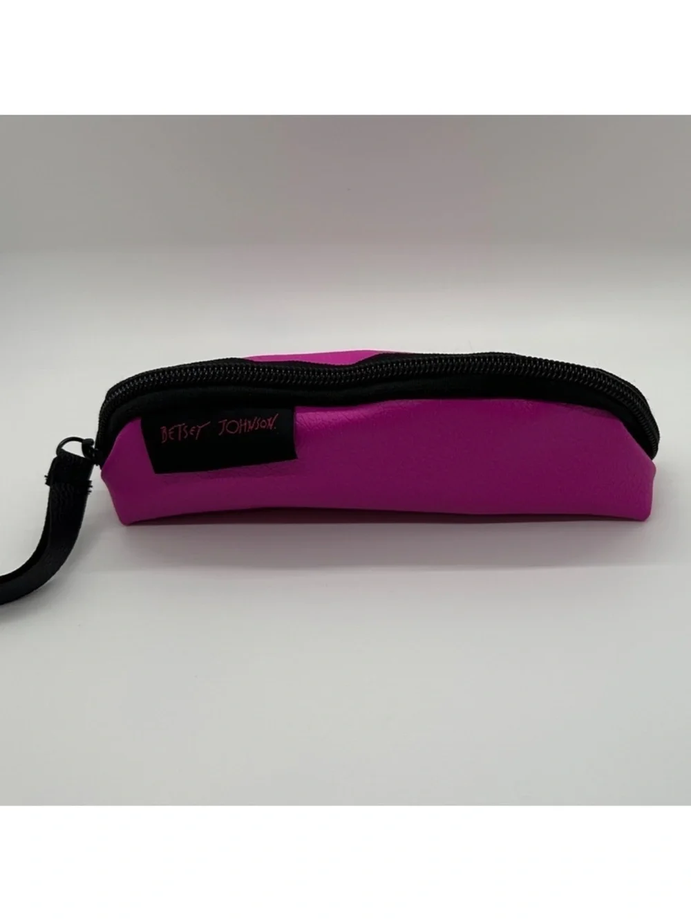 Betsey Johnson Cherry-Print 4-Piece Makeup Brush Set in Hot Pink & Black